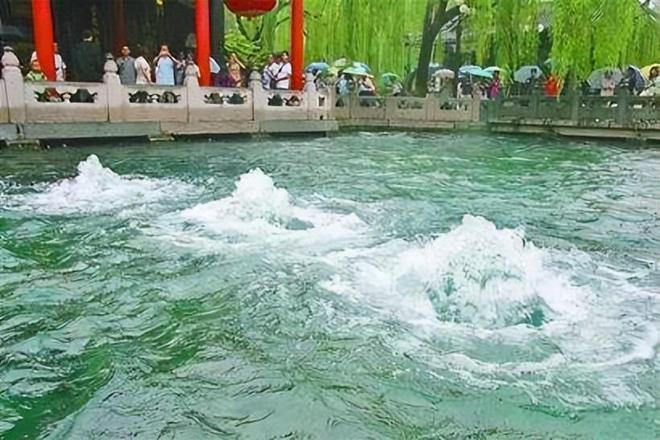 28.19米！趵突泉水位摆脱预警线，连续17年喷涌基本成定局