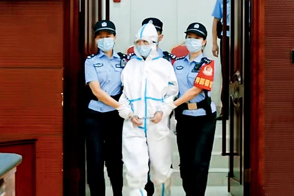 “多面”劳荣枝：48次有罪供述后辩称被法子英胁迫
