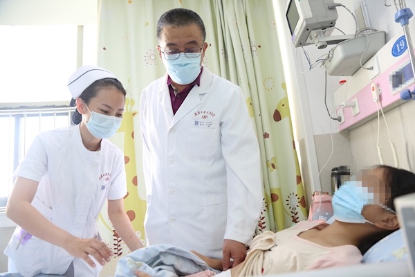 女童每月来两次例假 原是盆腔内肿瘤作祟
