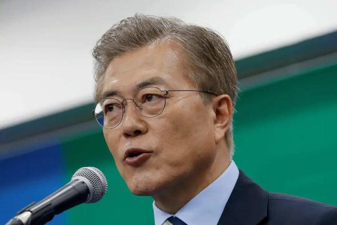 大事不妙？尹锡悦动手了，韩媒：文在寅入狱只是时间问题