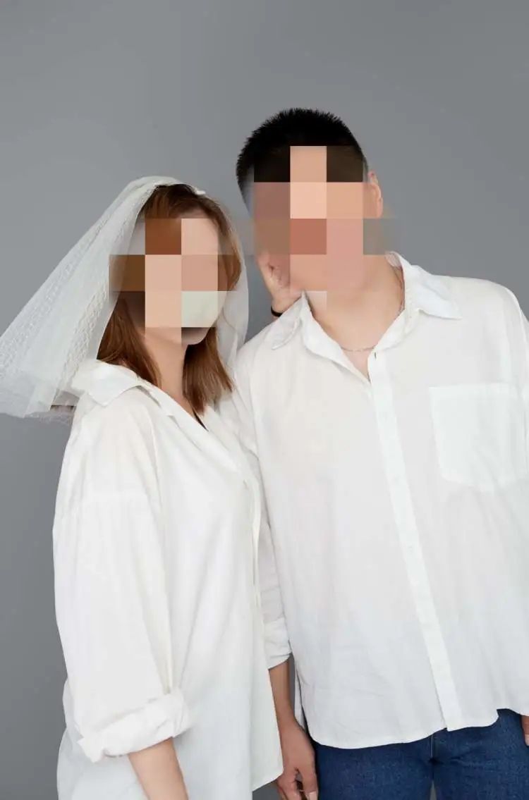 兼职模特隐瞒已婚，同时与18名男子保持暧昧关系