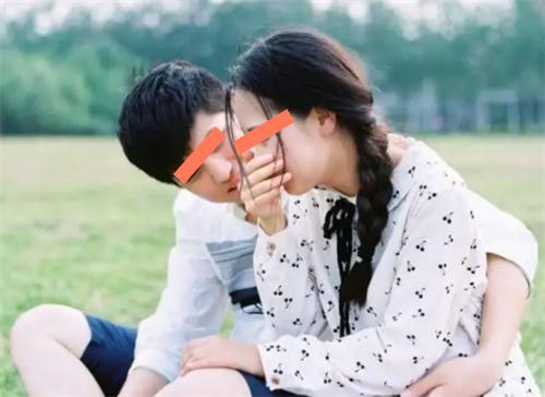 案件：武汉男子与妻子起争执，开车将妻子撞倒碾压致死，场面曝光