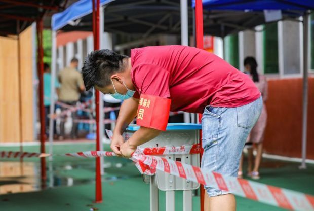 海口安排符合条件的滞留旅客分类分批返程 滞留旅客购票前须提交离岛申请