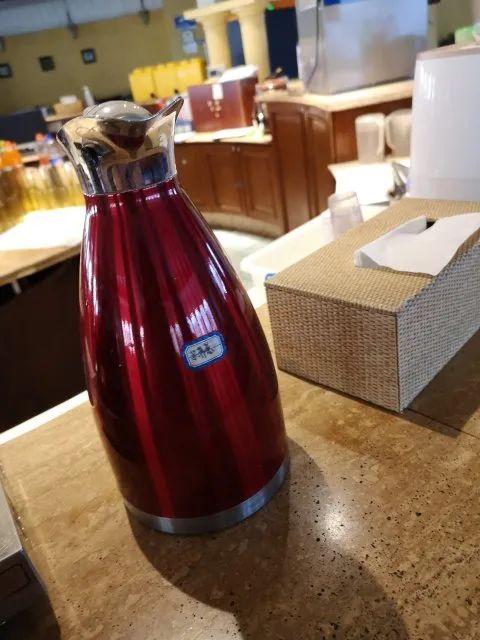 昆明一酒店用茶壶装消毒水！顾客误喝一大口，送医途中已小便失禁
