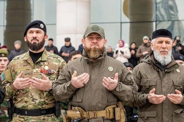 俄媒：车臣宣布向顿巴斯增派武装