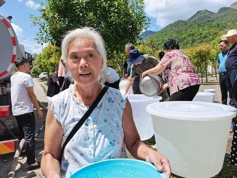 热到离谱！重庆51条河流断流，24座水库干涸，已经采取这些措施...