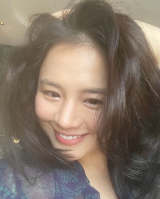 马思纯对逆行发文道歉，不为错误找借口，将深刻反思严格要求自己