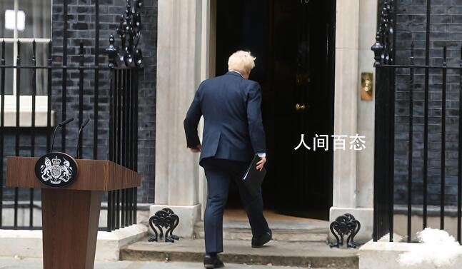 约翰逊宣布辞职后公开露面 拒谈是否感到背叛 约翰逊为什么辞职