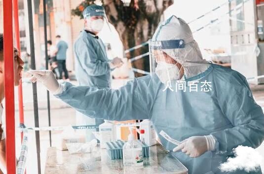 约8万游客滞留三亚 游客集中区域如何防控