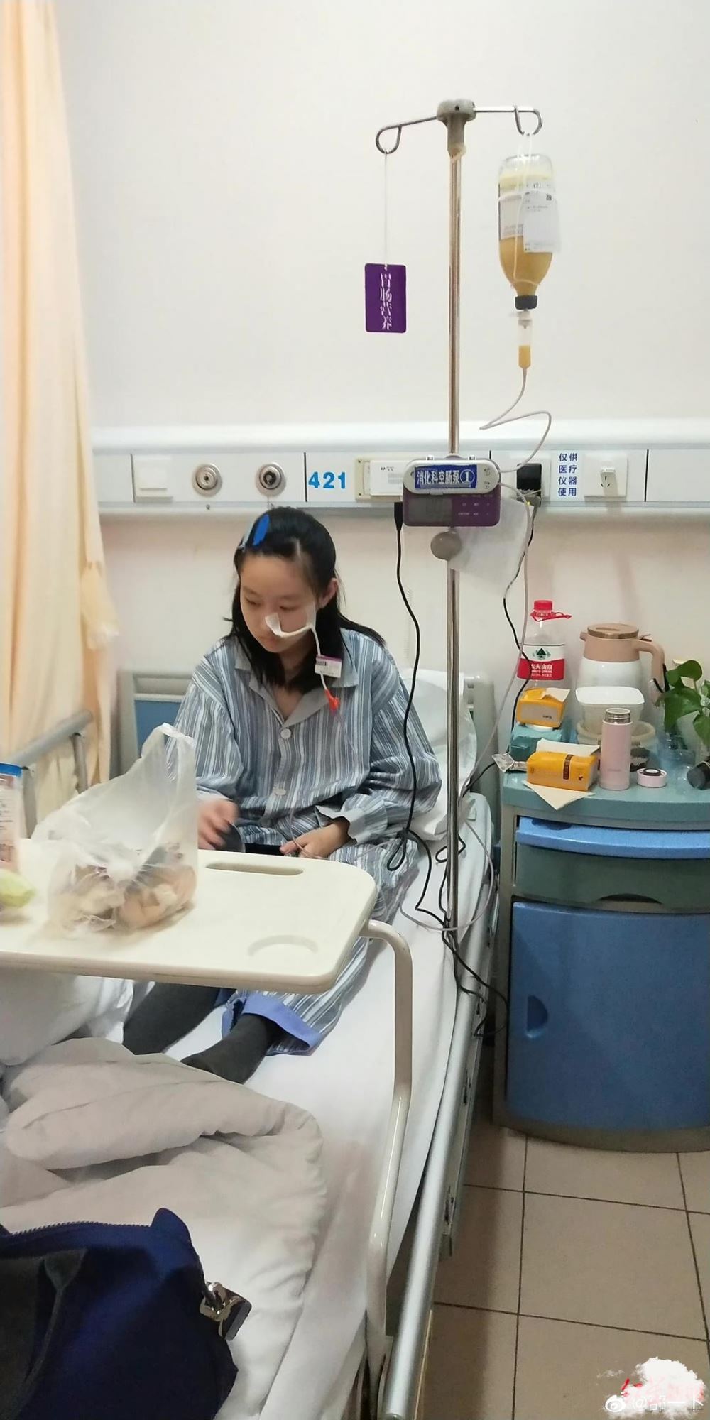 童星邵一卜疑遭校园欺凌跳楼生还：那时候，想到还有一年毕业就绝望