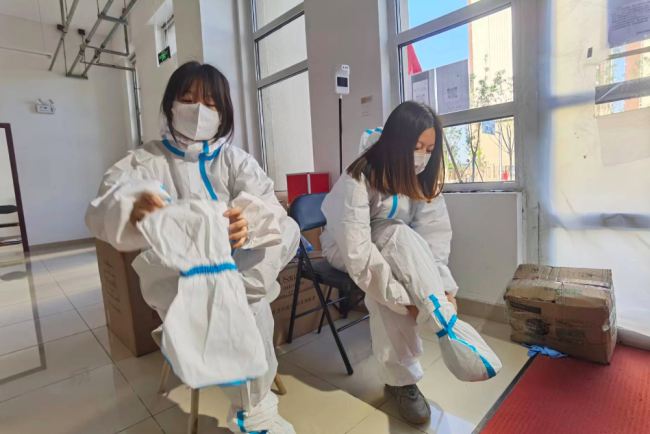 战“疫”志愿者，母女齐上阵