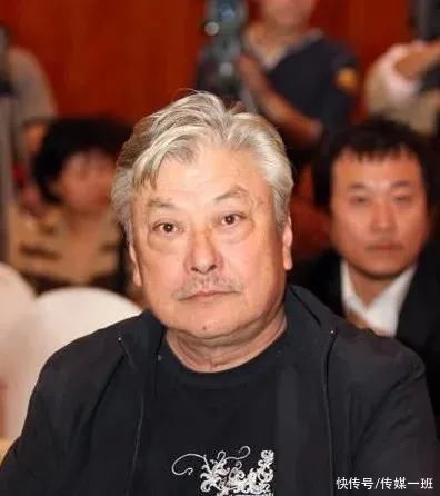 娱乐圈周末传噩耗！《康熙王朝》导演陈家林去世，曾挖掘杨幂入行