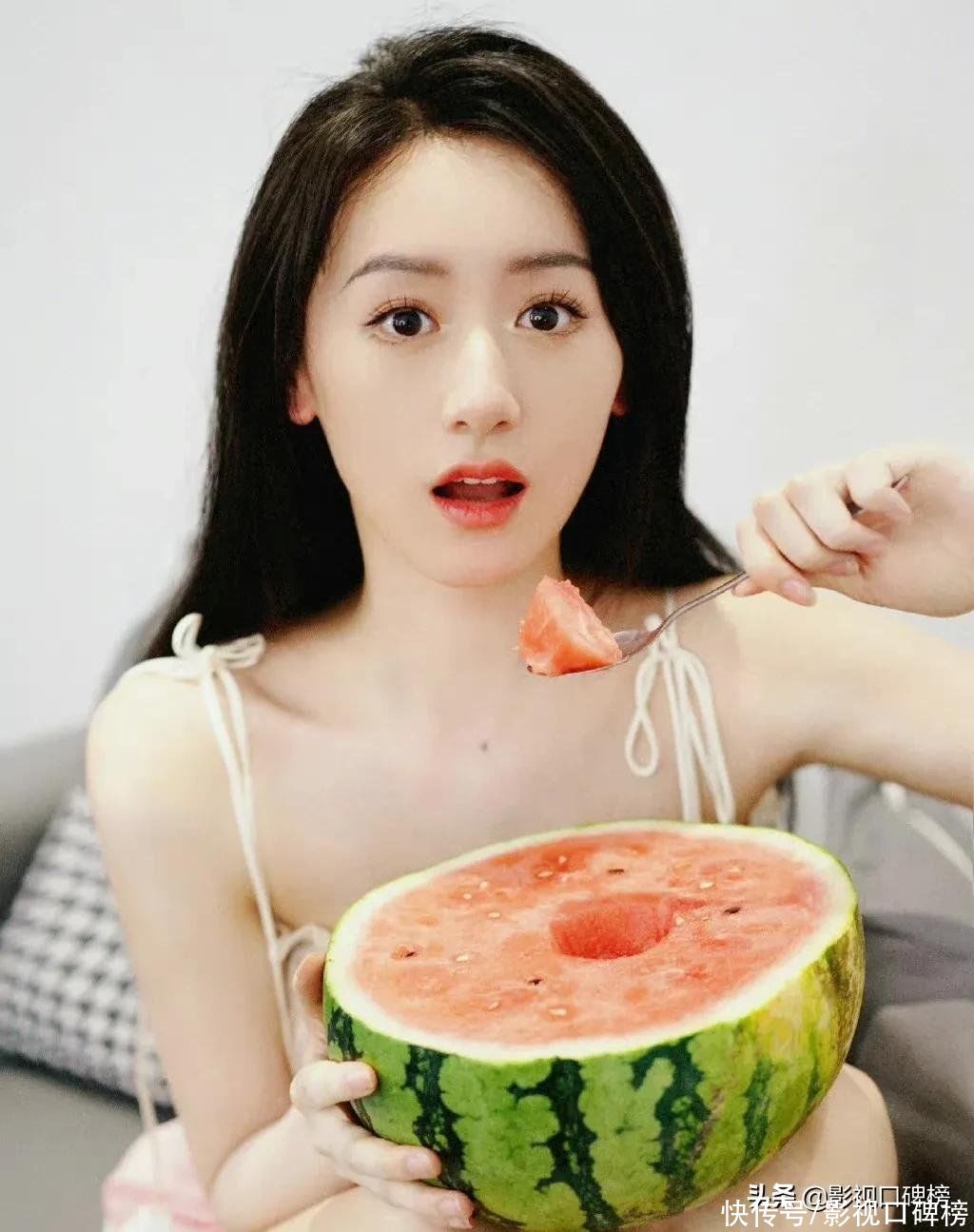 祝绪丹成《狐妖小红娘》女二号，嘉行大礼包总能出爆剧