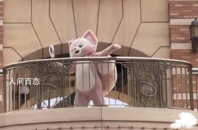 玲娜贝儿开口说话了 粉丝感到很崩溃 为什么玲娜贝儿