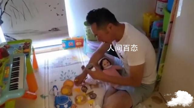 杭州坠楼女童父亲发声 保姆才来7天就把孩子搞没了 浙江保姆坠楼