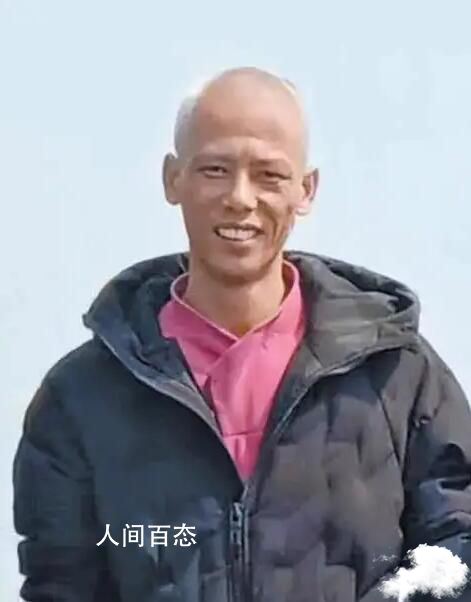 蒋正全7岁儿子追悼会上偷偷抹泪 重庆大哥蒋正全勇救落水5人后牺牲