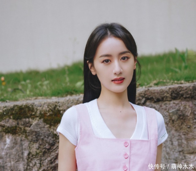 袁冰妍新剧凉凉，制片人发文抱怨，连埋两部戏损失得有一个亿