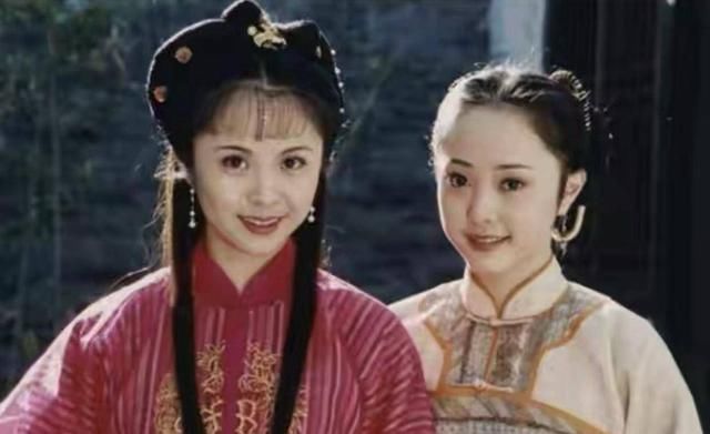 杨若兮回归家庭后露面，穿古装用百元水杯，当全职妈妈模样有变化