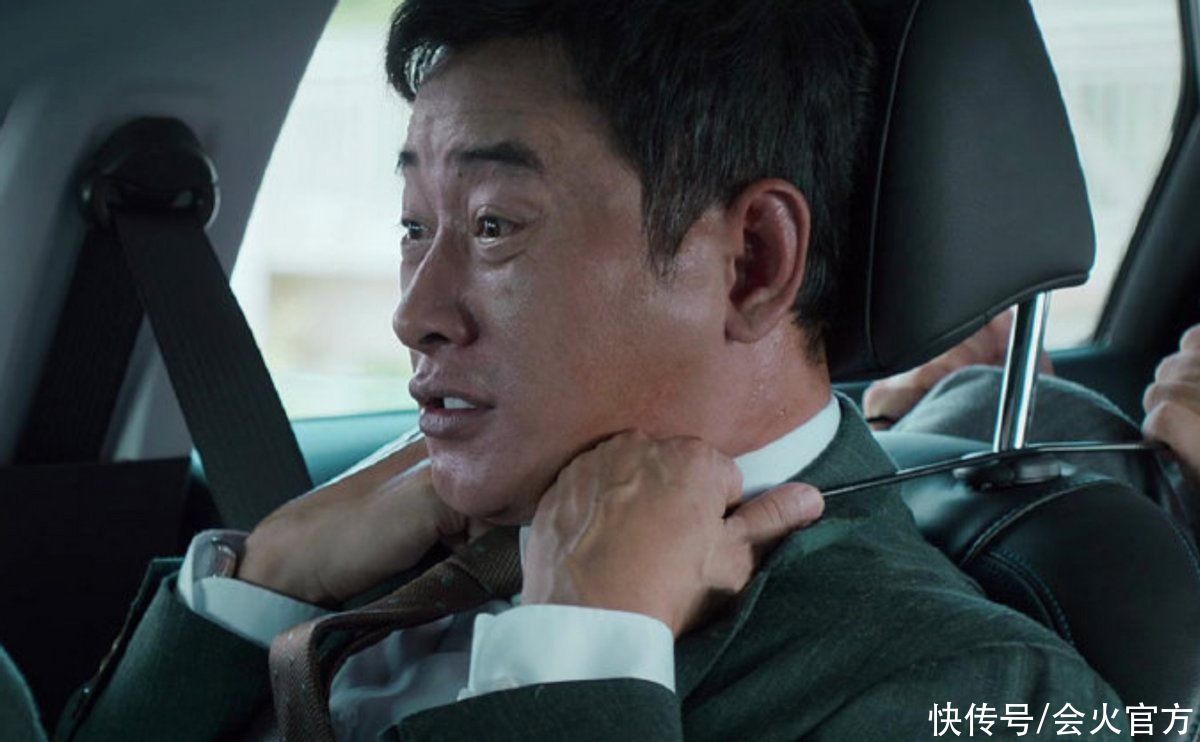 演员罗晋拍戏被勒脖子到窒息！青筋暴起眼球充血，脖子上伤痕明显