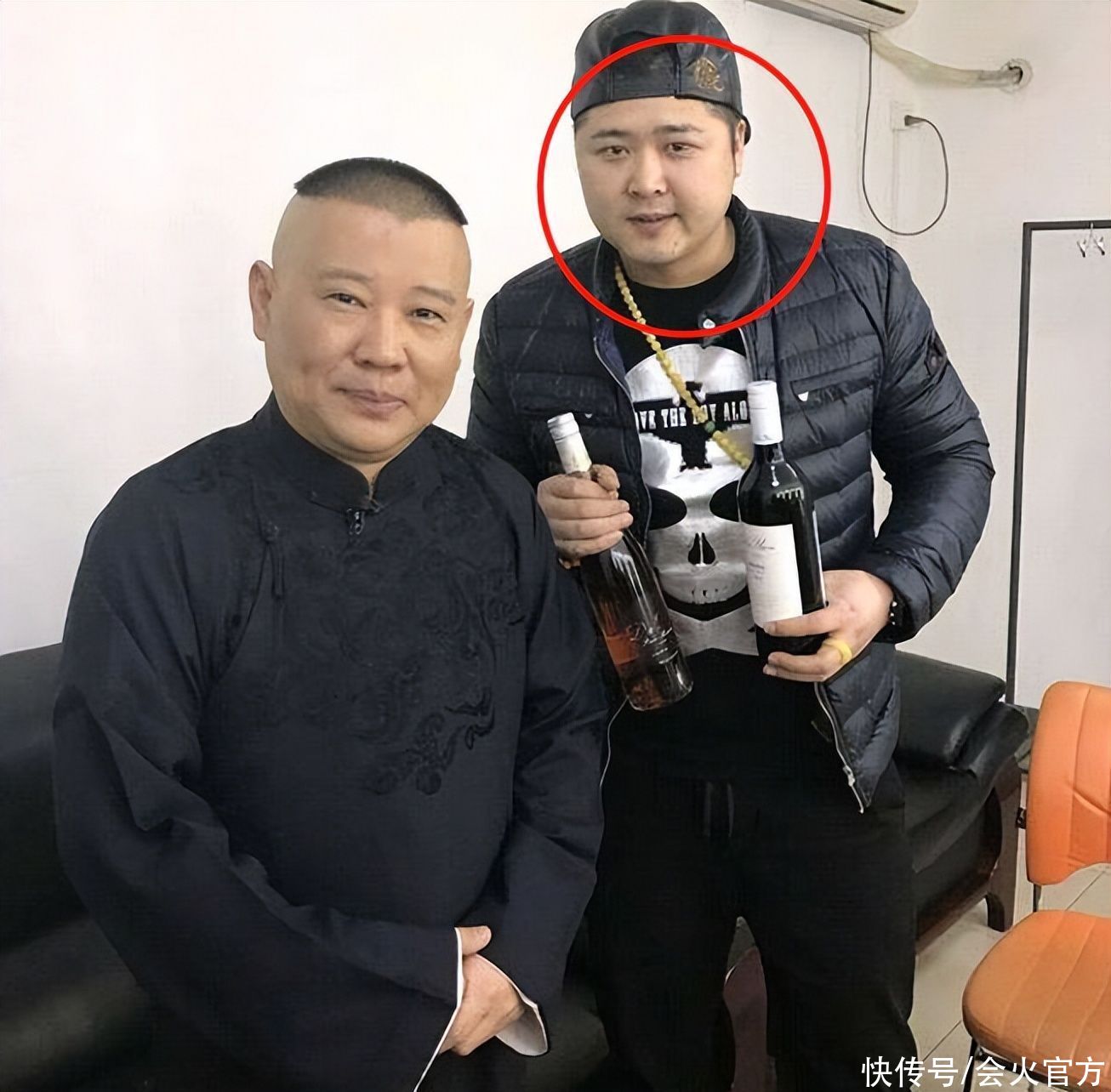 郭德纲助理王楠大骂粉丝！嫌弃粉丝太穷不刷礼物，希望粉丝被车撞