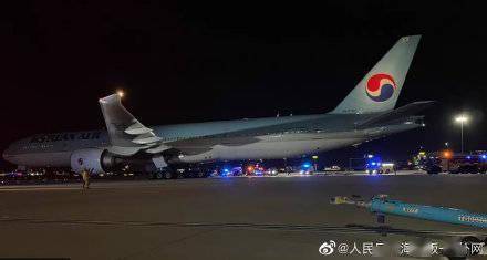 韩国一客机起飞滑跑时撞机：载有198人现场画面曝光