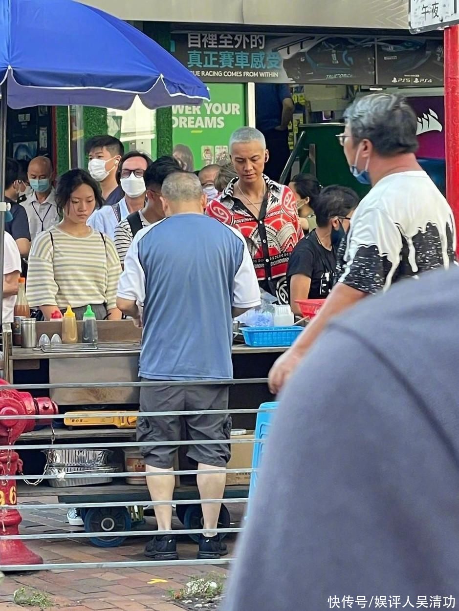 陈伟霆时隔8年再次拍港片，谢霆锋事业刚刚有点起色，又被影响了