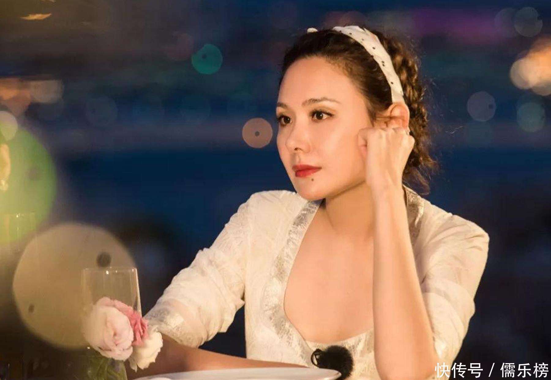 为了红，缺席话剧演出去蹭百花奖红毯？时隔一周，程莉莎发声承认自己没有被邀请